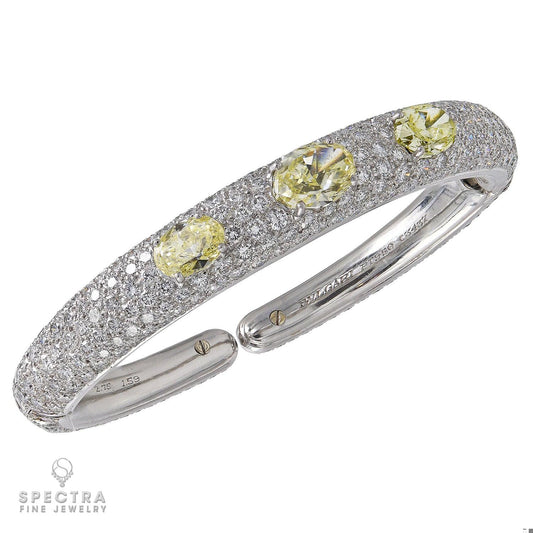 Bulgari Yellow Diamond Pavé Bombe Cuff in 18K Yellow Gold – Signed Fine Jewelry