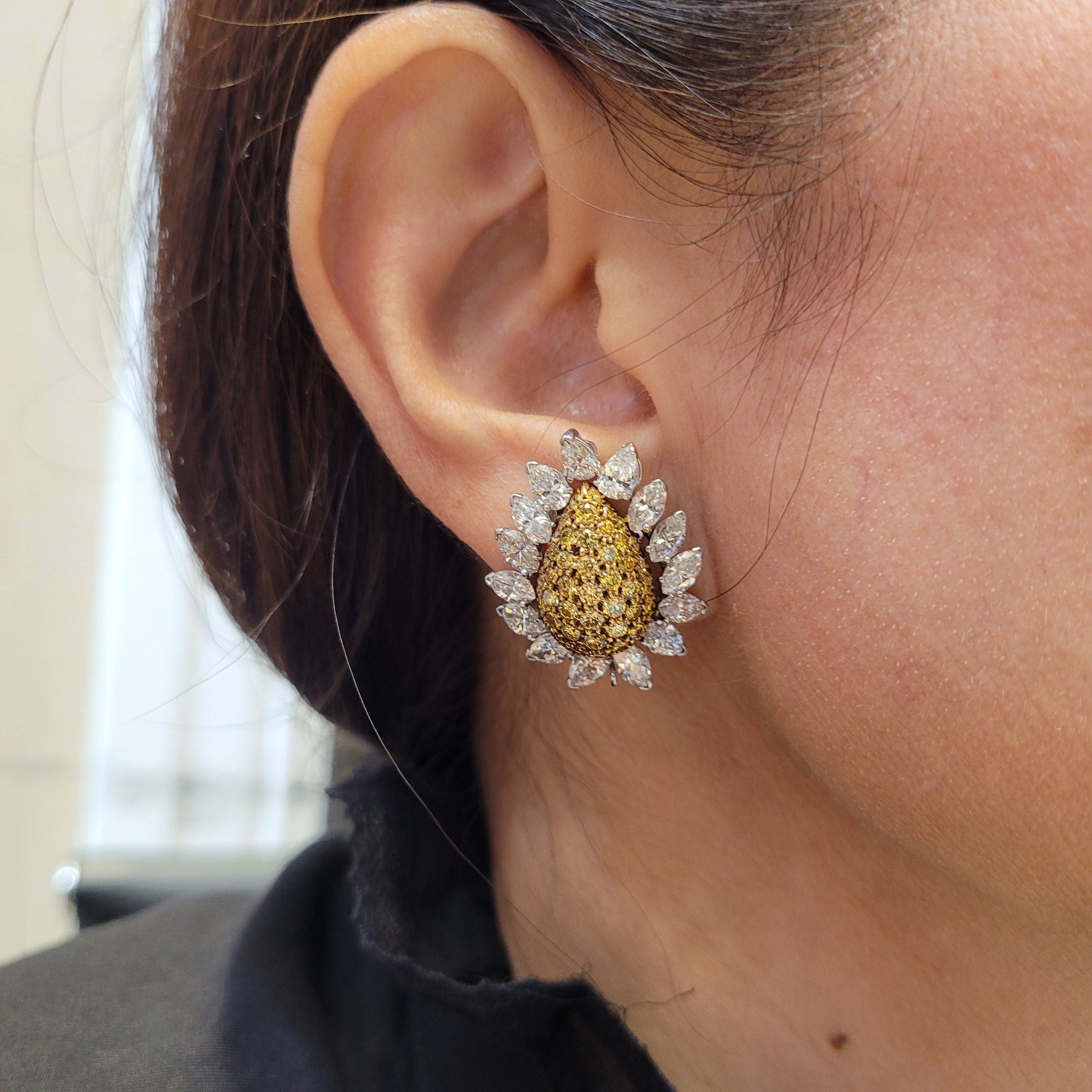 Van Cleef & Arpels Yellow and White Diamond Flower Earrings