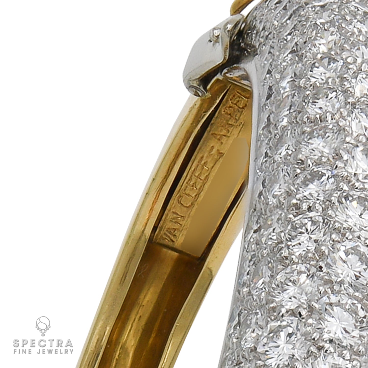 Van Cleef & Arpels Vintage Diamond Pave Bombe Bangle Bracelet - view 4