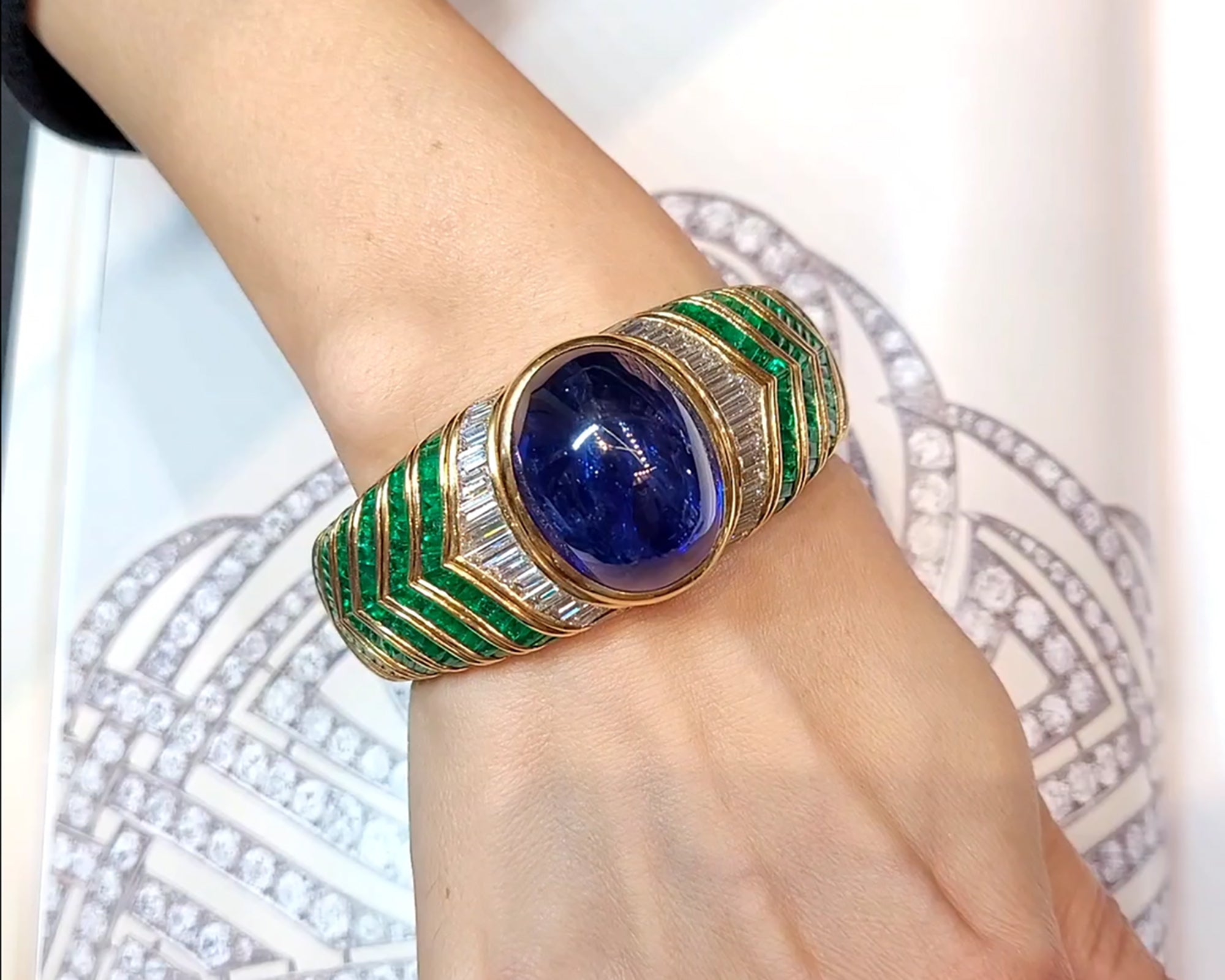 Bulgari 89.72 ct Sapphire, Emerald & Diamond Bangle in 18K Gold - view 5