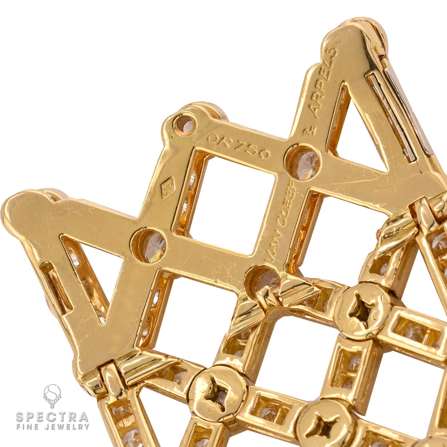 Van Cleef & Arpels Diamond Bracelet in 18K Yellow Gold – Signed Estate Jewelry