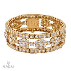 Van Cleef & Arpels Diamond 'Valenciennes' Bracelet in 18K Yellow Gold, 27.0 cts.