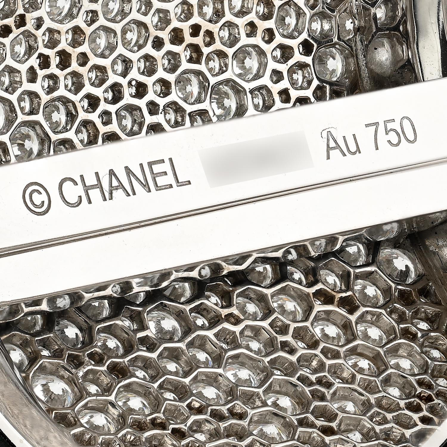 Chanel 2.01ct Princess Cut Diamond & Onyx Bangle in 18K White Gold
