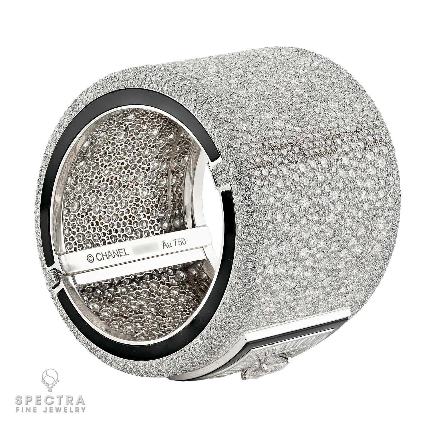 Chanel 2.01ct Princess Cut Diamond & Onyx Bangle in 18K White Gold