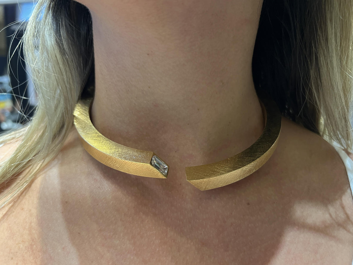 Schullin Seitner Manfred Seitner 4.09 Ct Diamond 18K Gold Torque Necklace