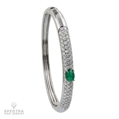 1.23 ct Emerald Cabochon Pavé Bombé Bangle in 18K White Gold – Contemporary