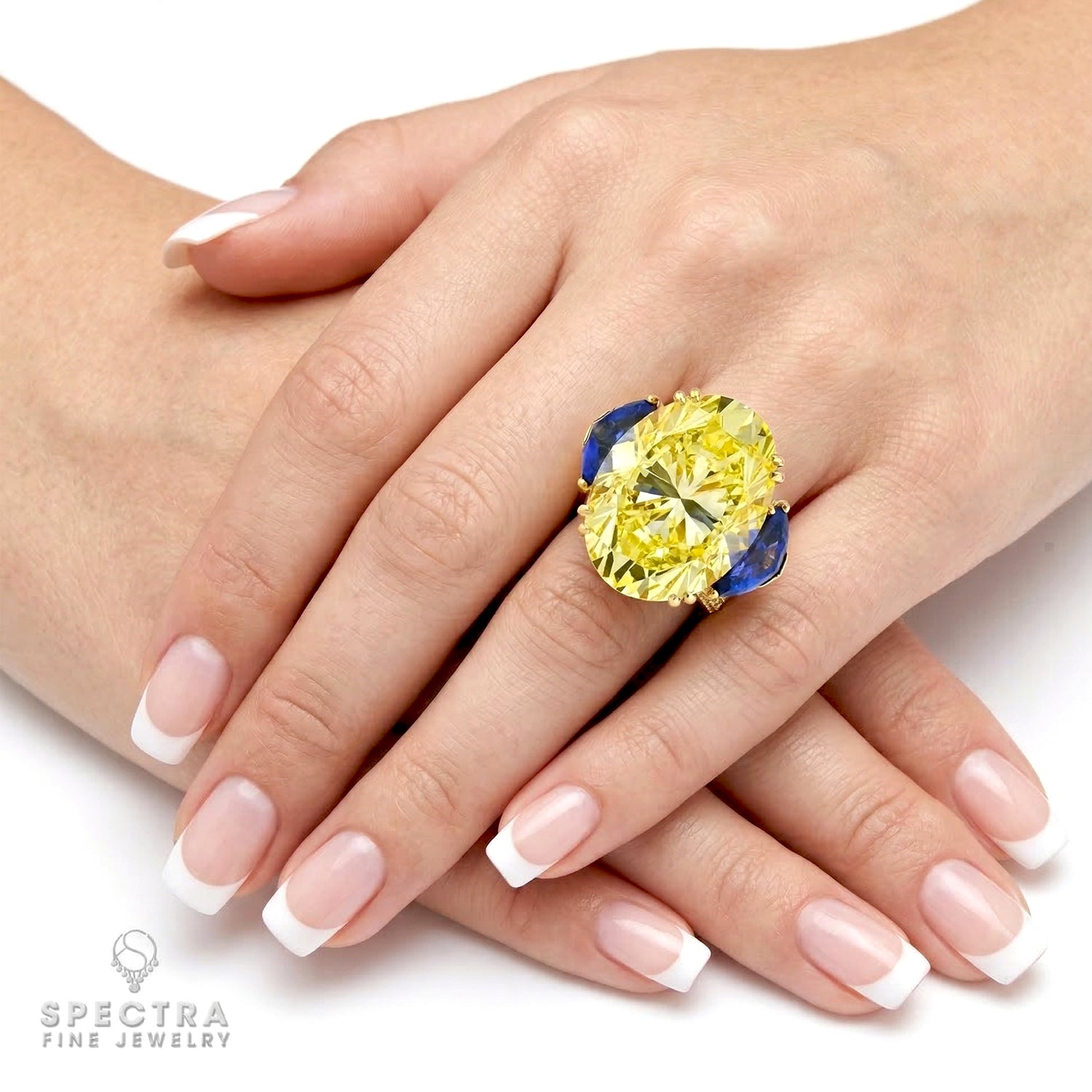 Chaumet 20.09ct Fancy Vivid Yellow Diamond & Sapphire Ring | GIA VVS1 - view 4