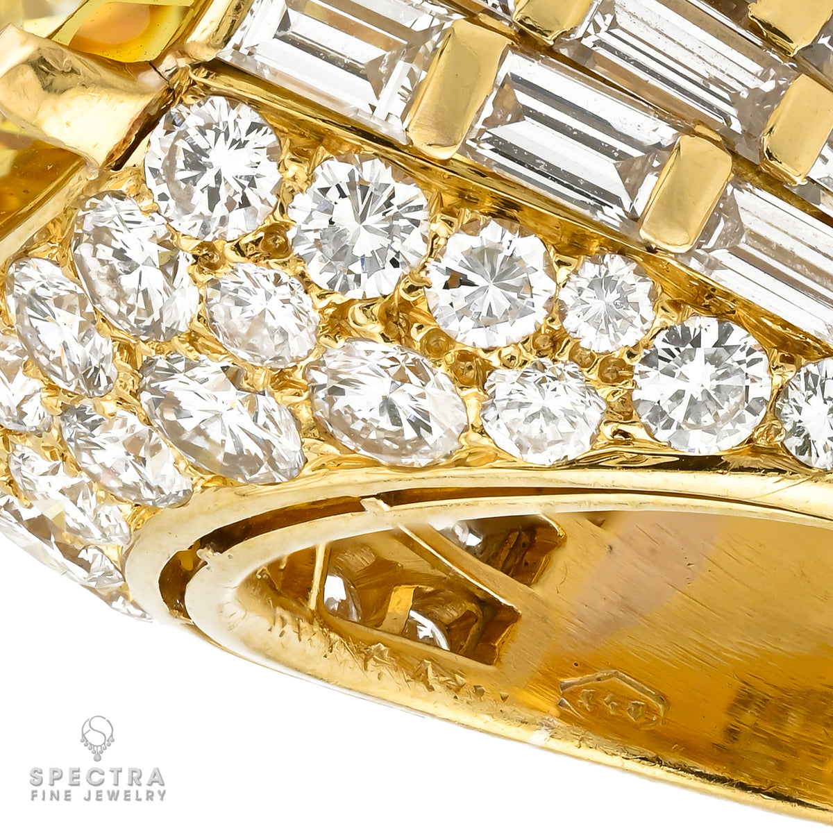 Bulgari 31.39ct Ceylon No-Heat Yellow Sapphire Diamond Ring, 1970s