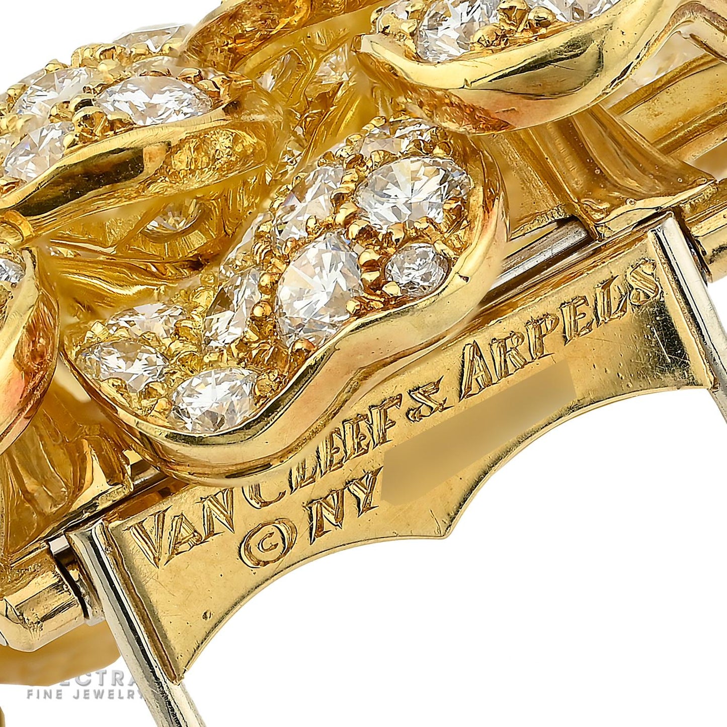 Van Cleef & Arpels Pavot Diamond Brooch & Earrings Set