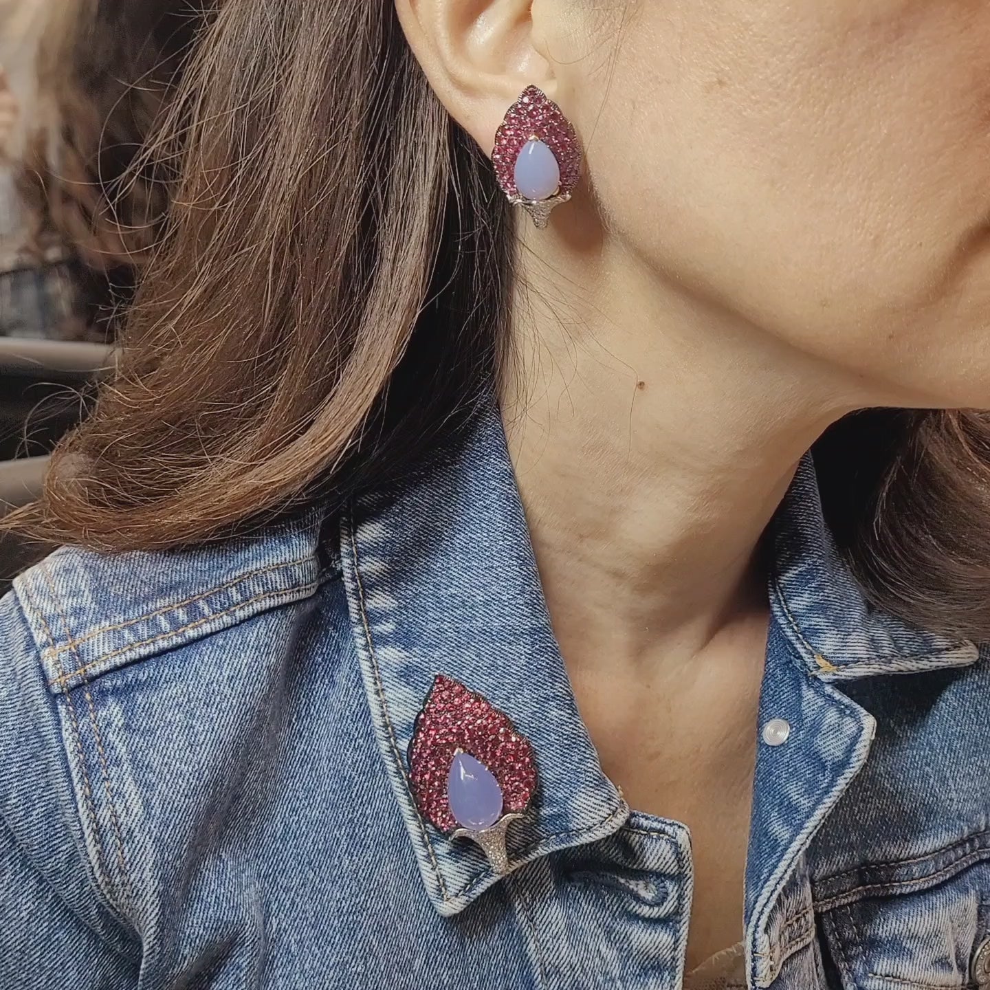 Chalcedony Pink Sapphire Jewelry Set: Brooch and Ear Clips in 18k Oxidized Gold