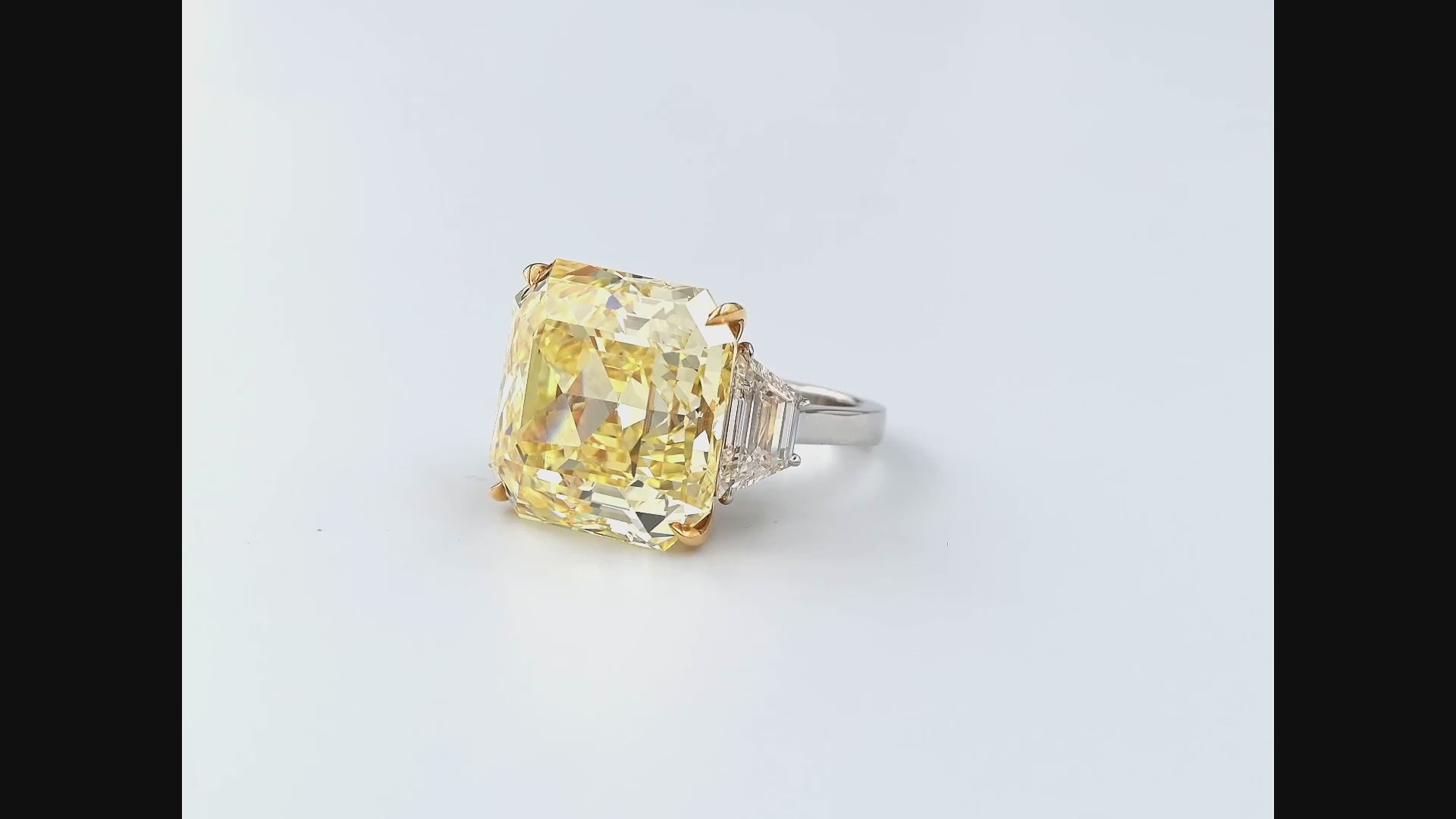 Spectra Fine Jewelry 30.02ct Fancy Intense Yellow Diamond Ring