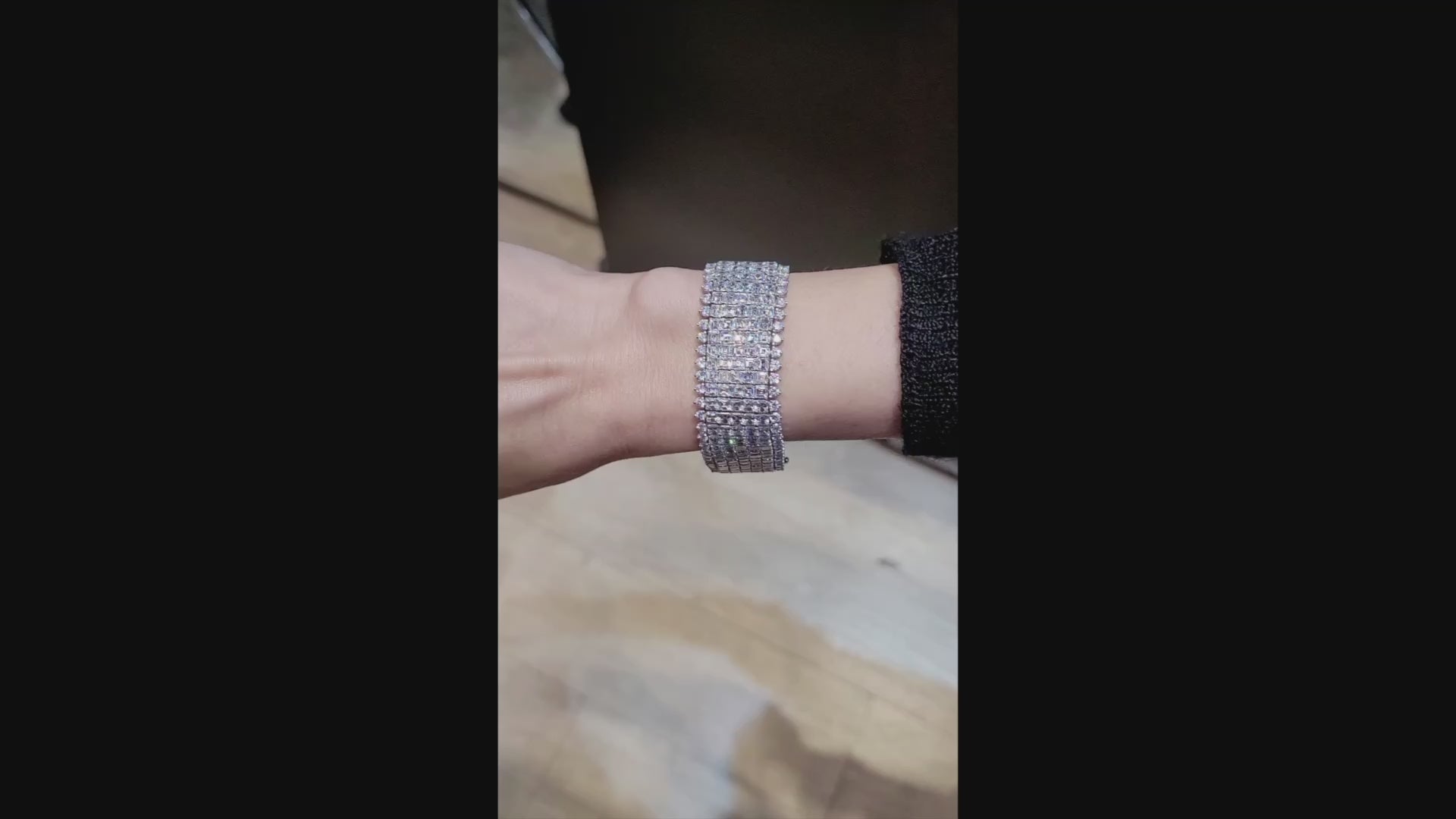 Oscar Heyman Vintage Diamond Articulated Bracelet in Platinum – Signed Jewelry