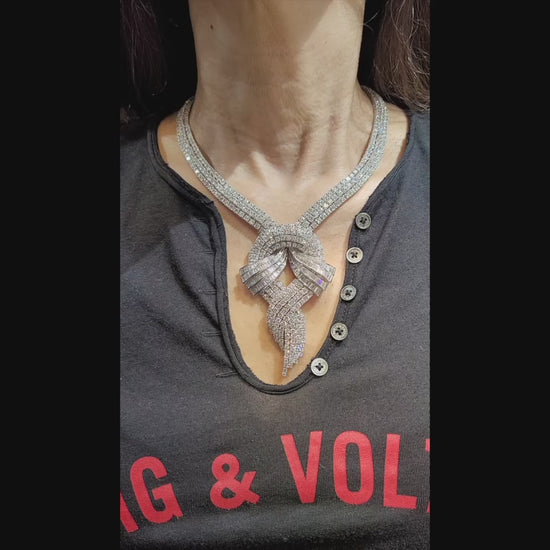 Spectra Fine Jewelry's Diamond Pendant Necklace - 65 Carats of Elegance